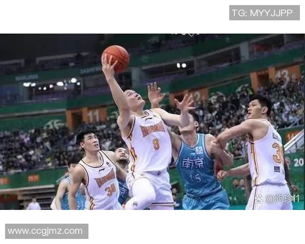 勇士与老鹰激战20秒精彩瞬间回顾震撼全场的篮球对决